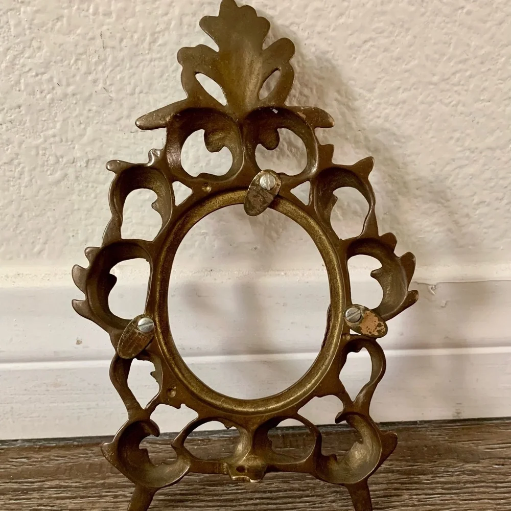 Vintage Brass Ornate Picture Frame 4/7 Inch